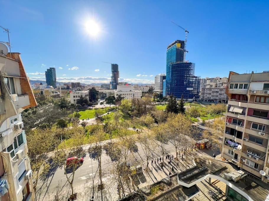 Scanderbeg Square 2Br Apt Тирана Экстерьер фото